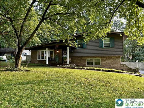 3360 Woodlea Rd, Orefield, PA, 18069-2438 | Card Image