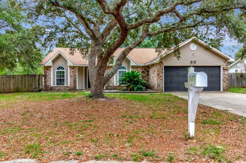 2738 Beacon Ct, Navarre, FL, 32566-7967 | Card Image