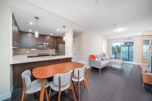 4520-2180 Kelly Ave, Port Coquitlam, BC, V3C0L1 | Card Image