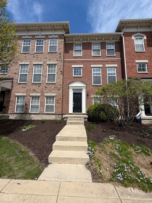 6305 Schooler Dr, Whitestown, IN, 46075-6600 | Card Image