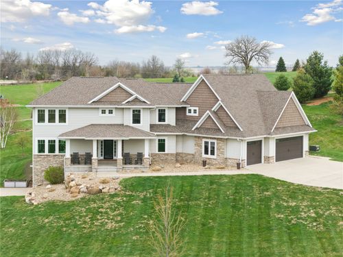 3960 Macbride Pl Ne, Solon, IA, 52333-9406 | Card Image