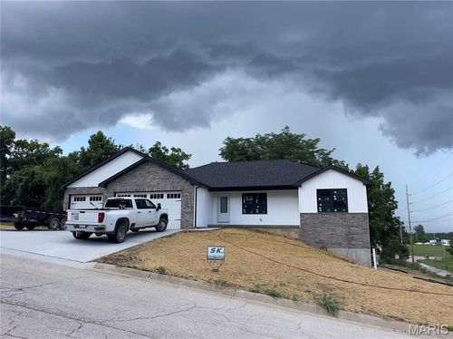 101 Carmel Ln, Washington, MO, 63090-1226 | Card Image