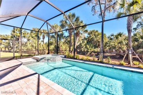 9280 Cormorant Dr, NAPLES, FL, 34120-1821 | Card Image