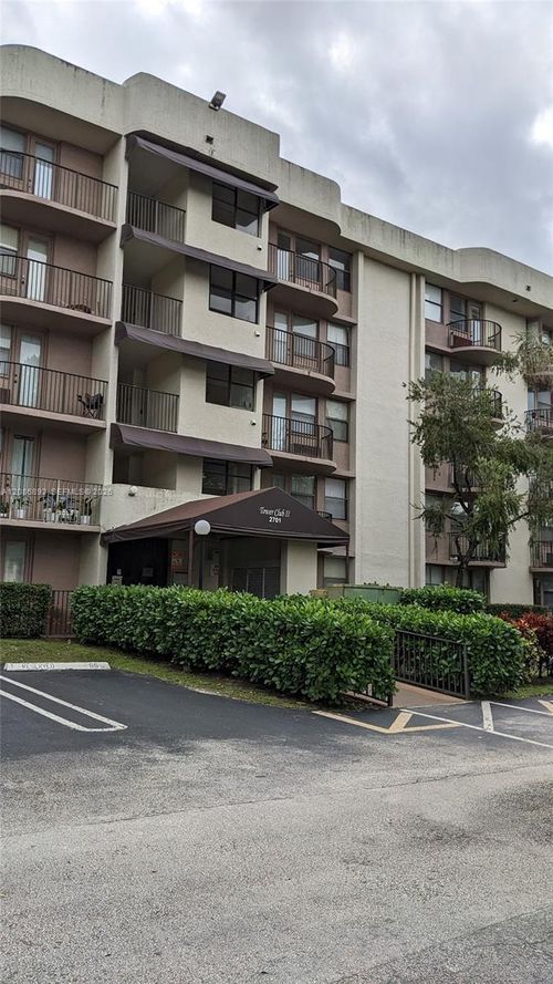 206-b-2701 Riverside Dr, Coral Springs, FL, 33065-1003 | Card Image