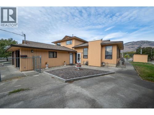 718 Driftwood Place, Kamloops, BC, V2B7Y5 | Card Image
