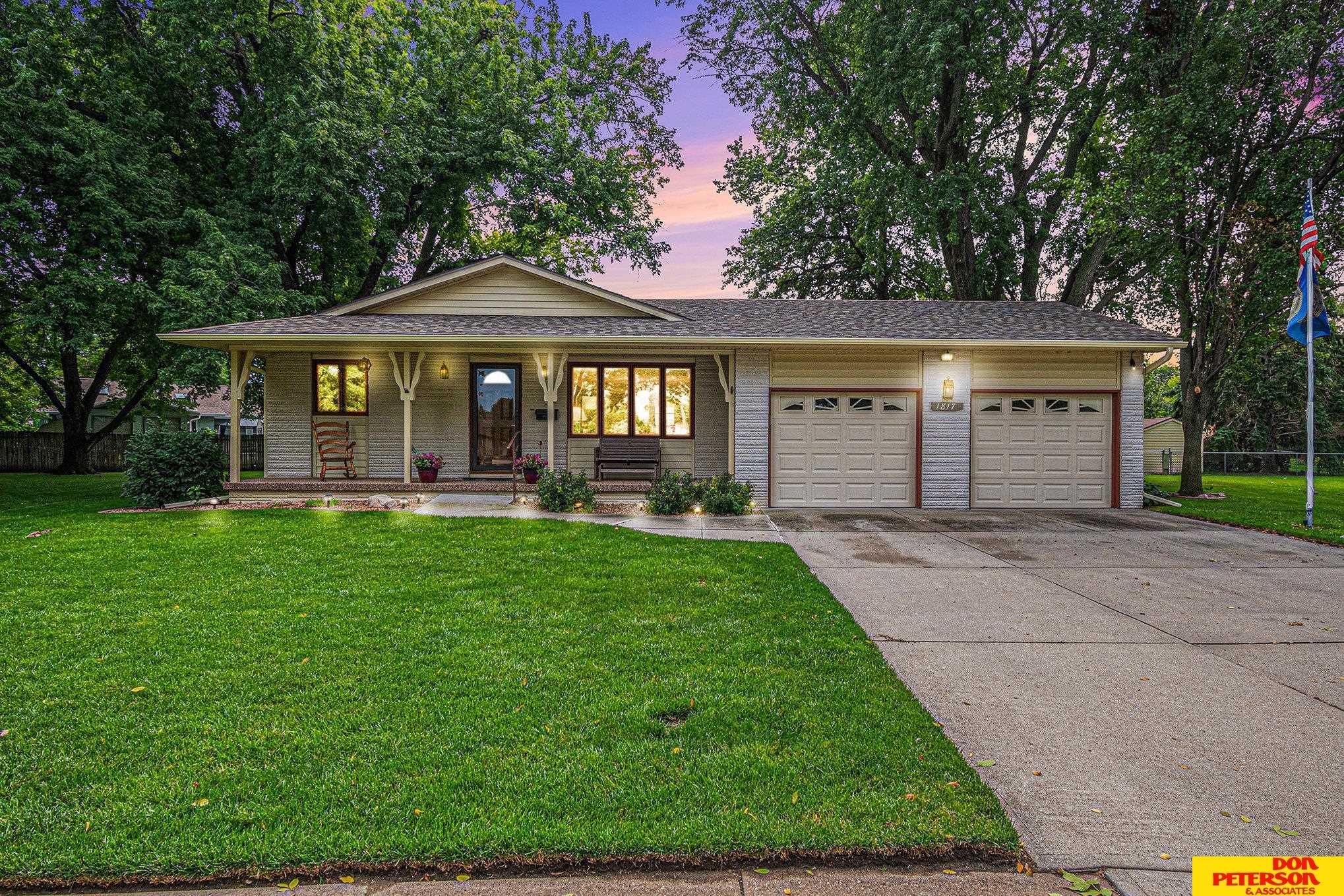 Sandalwood Ct, Fremont, NE 68025