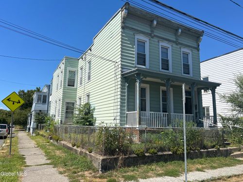 66 Park Ave, Cohoes, NY, 12047-3332 | Card Image