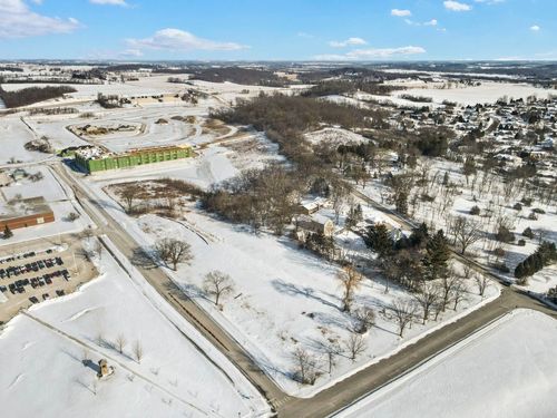 1310 Campus Dr, Fort Atkinson, WI, 53538-8924 | Card Image