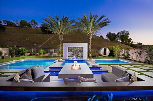 26600 Paseo Retirada, San Juan Capistrano, CA, 92675-8503 | Card Image