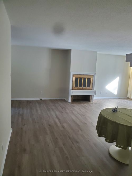 15 Torrey Pines Crt, Stittsville, ON, K2S1R5 | Card Image