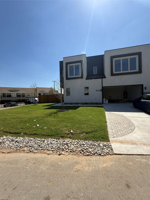 5634 Mesa Circle, Dallas, TX, 75235 | Card Image