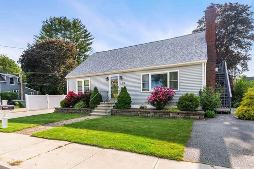 19 Maple St, Salisbury, MA, 01952-1925 | Card Image