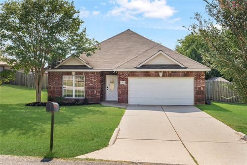 13560 Miller Ln, Willis, TX, 77318-5293 | Card Image