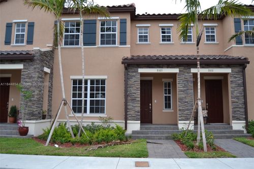 9321-9321 Sw 171st Ave, Miami, FL, 33196-2975 | Card Image