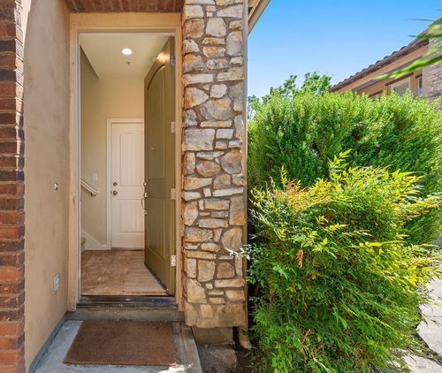 unit-b-180 Healdsburg Ave, Cloverdale, CA, 95425-5002 | Card Image