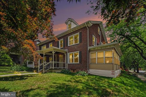 438 Oak Ter, READING, PA, 19611-1333 | Card Image