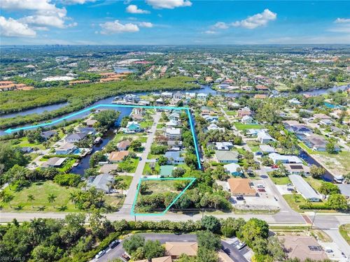 27312 Buccaneer Dr, Bonita Springs, FL, 34135-4313 | Card Image
