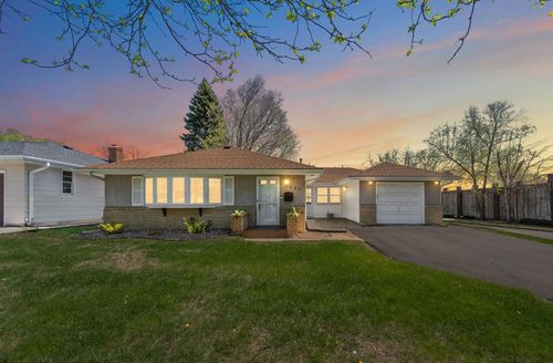 7635 Oakland Ave, Richfield, MN, 55423-4443 | Card Image