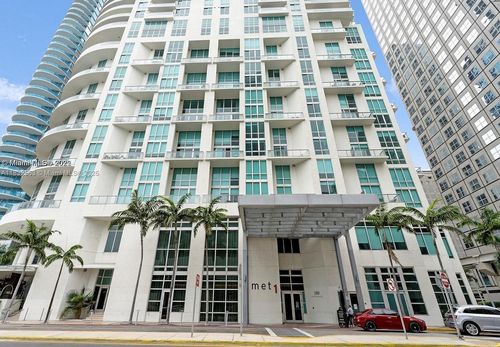 apt-3201-300 S Biscayne Blvd, Miami, FL, 33131-5378 | Card Image