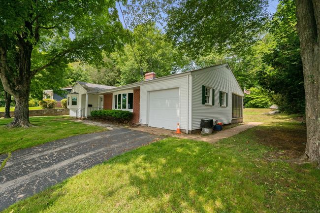 11 Deerbrook Rd, House other with 3 bedrooms, 2 bathrooms and 4 parking in Norwich CT | Image 32