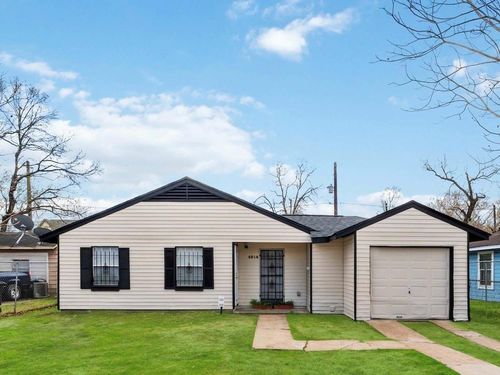 4814 Burma Rd, Houston, TX, 77033-2612 | Card Image