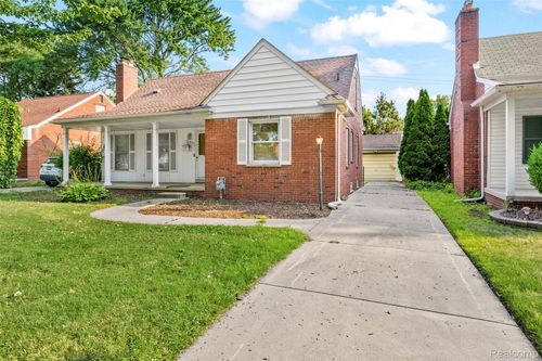 20919 Norwood Dr, Harper Woods, MI, 48225-1728 | Card Image
