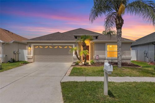 3911 Langdrum Dr, WESLEY CHAPEL, FL, 33543-7902 | Card Image