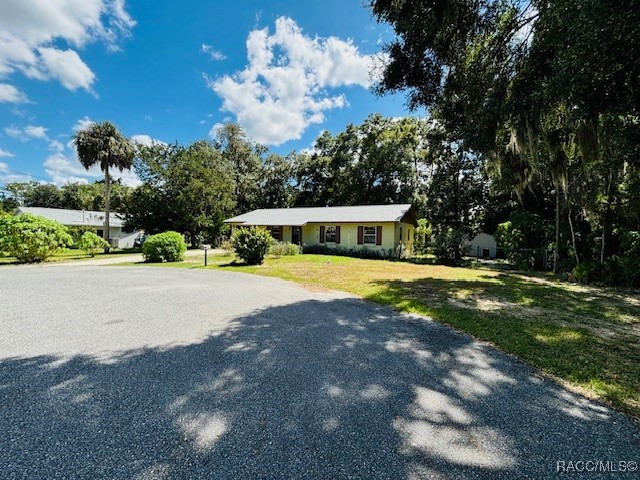 Buckwood Ct, Homosassa, FL 34448