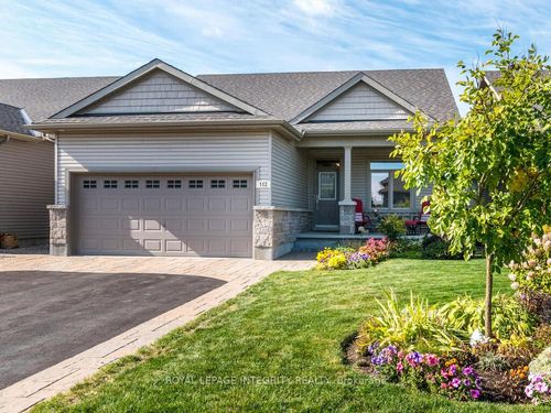 {{alt}} | Card Image