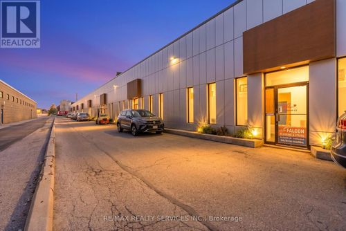 120 Norfinch Drive, Toronto (Black Creek), ON, M3N1X3 | Card Image