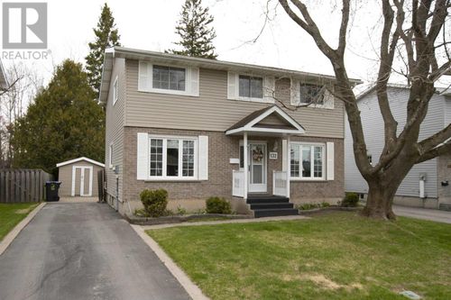 132 Glen Ave, Sault Ste Marie, ON, P6A5E2 | Card Image