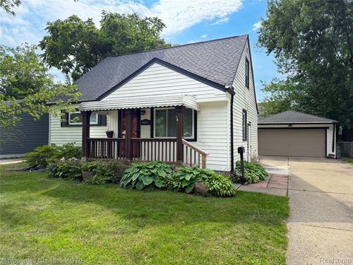 4003 Elmhurst Ave, Royal Oak, MI, 48073-1848 | Card Image