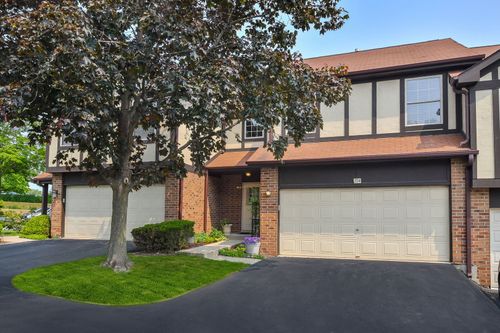 204 Stoneybrook Ln, Bloomingdale, IL, 60108-1834 | Card Image