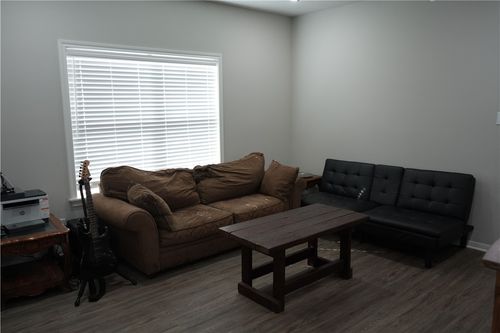 unit-911-1326 Prairie Dr, Bryan, TX, 77803-5203 | Card Image