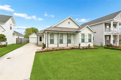 253 Oak Dale Dr, Gretna, LA, 70056-3984 | Card Image