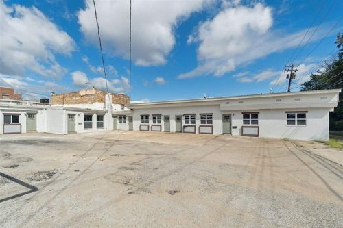 103 E Cherry St, Cushing, OK, 74023-3844 | Card Image