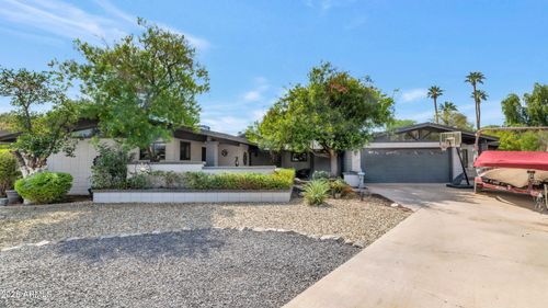 5301 E Mitchell Dr, Phoenix, AZ, 85018-6132 | Card Image