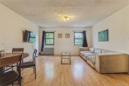 3a-144-14 77th Rd, Flushing, NY, 11367-3460 | Card Image