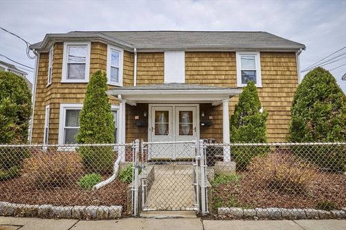 15-17 Peaceable Street, Boston, MA, 02135 | Card Image