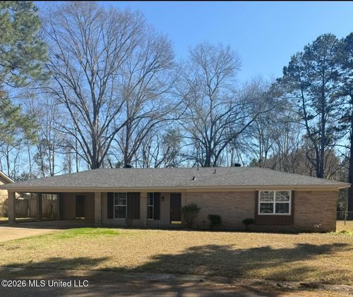 5017 Cottonwood Ln, Jackson, MS, 39212-3510 | Card Image