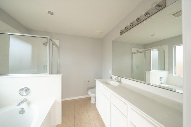 30210 Deleon Fields Dr, House other with 3 bedrooms, 2 bathrooms and 2 parking in Spring TX | Image 16