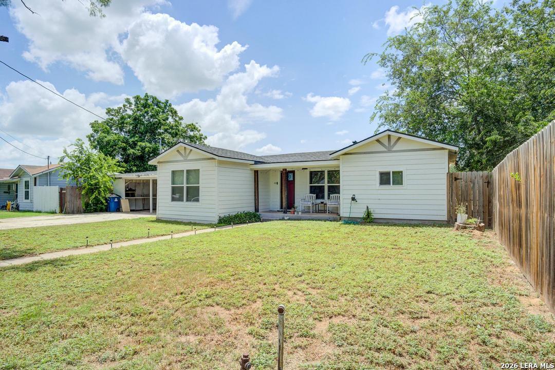 Residential in Devine 2