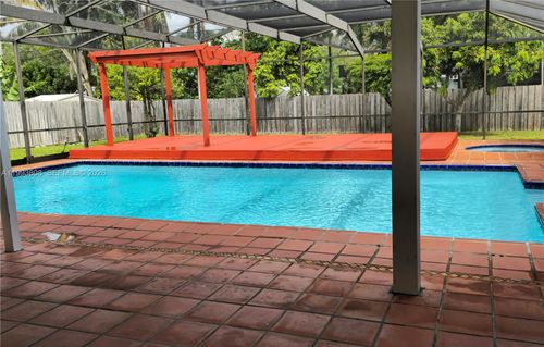 7321 Sw 123rd St, Pinecrest, FL, 33156 | Card Image