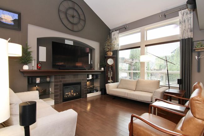 21096 78 B Avenue, House other with 4 bedrooms, 3 bathrooms and 4 parking in Langley BC | Image 3