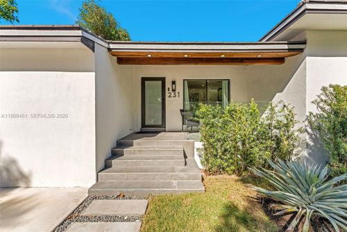 231-231 Ne 45th St, Miami, FL, 33137-3435 | Card Image