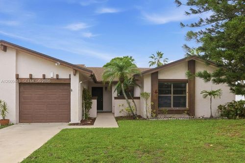 6125 Elsinore Cir, Green Acres, FL, 33463 | Card Image