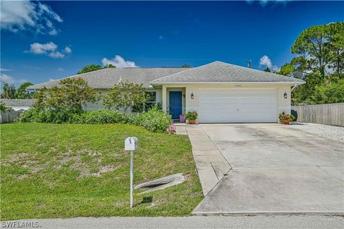 18546 Violet Rd, FORT MYERS, FL, 33967-6158 | Card Image