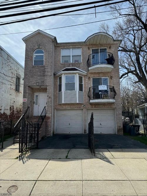 apt-3-40 11th Ave W, Newark, NJ, 07107-2054 | Card Image