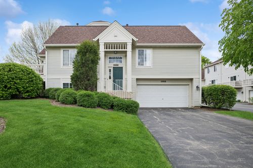 1466 New Haven Dr, Cary, IL, 60013-1808 | Card Image