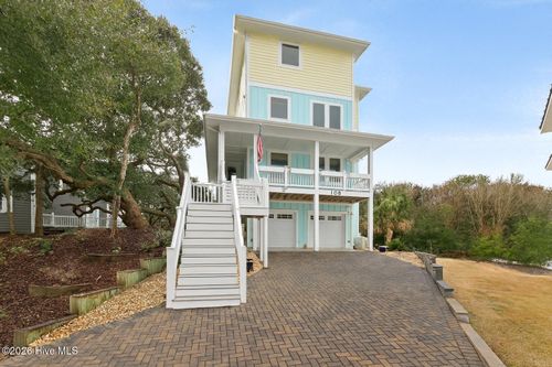 108 Sea Urchin Ct, Surf City, NC, 28445-6596 | Card Image